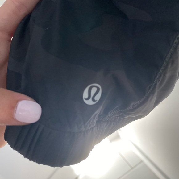 LULULEMON camo vest - Picture 3 of 3